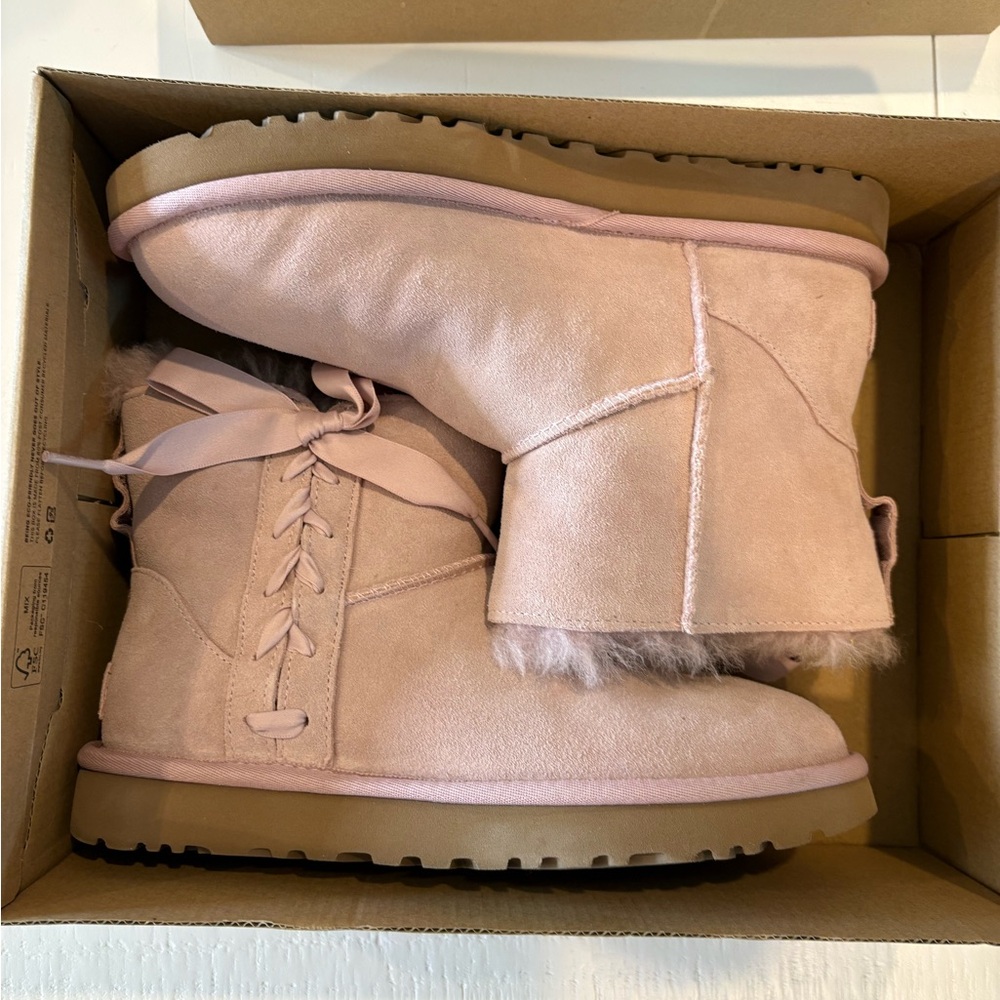 Uggs Slip on Women's Pinkish Suede Classic Mini Boots side lace corset bow sz 8